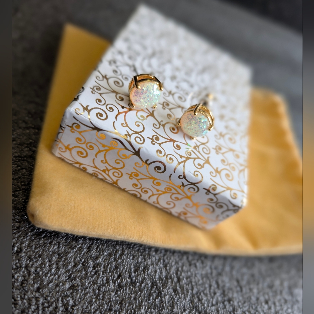 Kate Spade New York Opal Glitter Earrings Ivory, Flash Pink, 4 Prongs Gold NWT - Picture 9 of 12